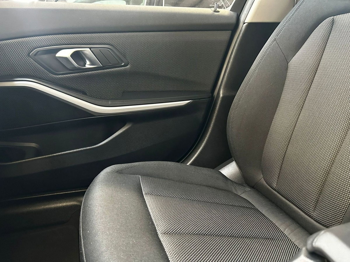 BMW Serie 3 Touring 318d  mhev 48V auto (17)