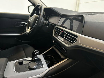 BMW Serie 3 Touring 318d  mhev 48V auto (9)