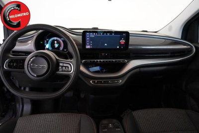 Fiat 500e Icon Berlina 42 kWh (8)