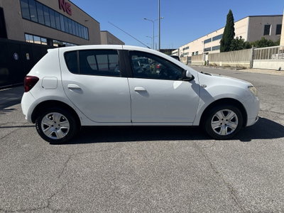 Dacia Sandero 1.0 SCe 12V 75CV Laureate N1 (7)