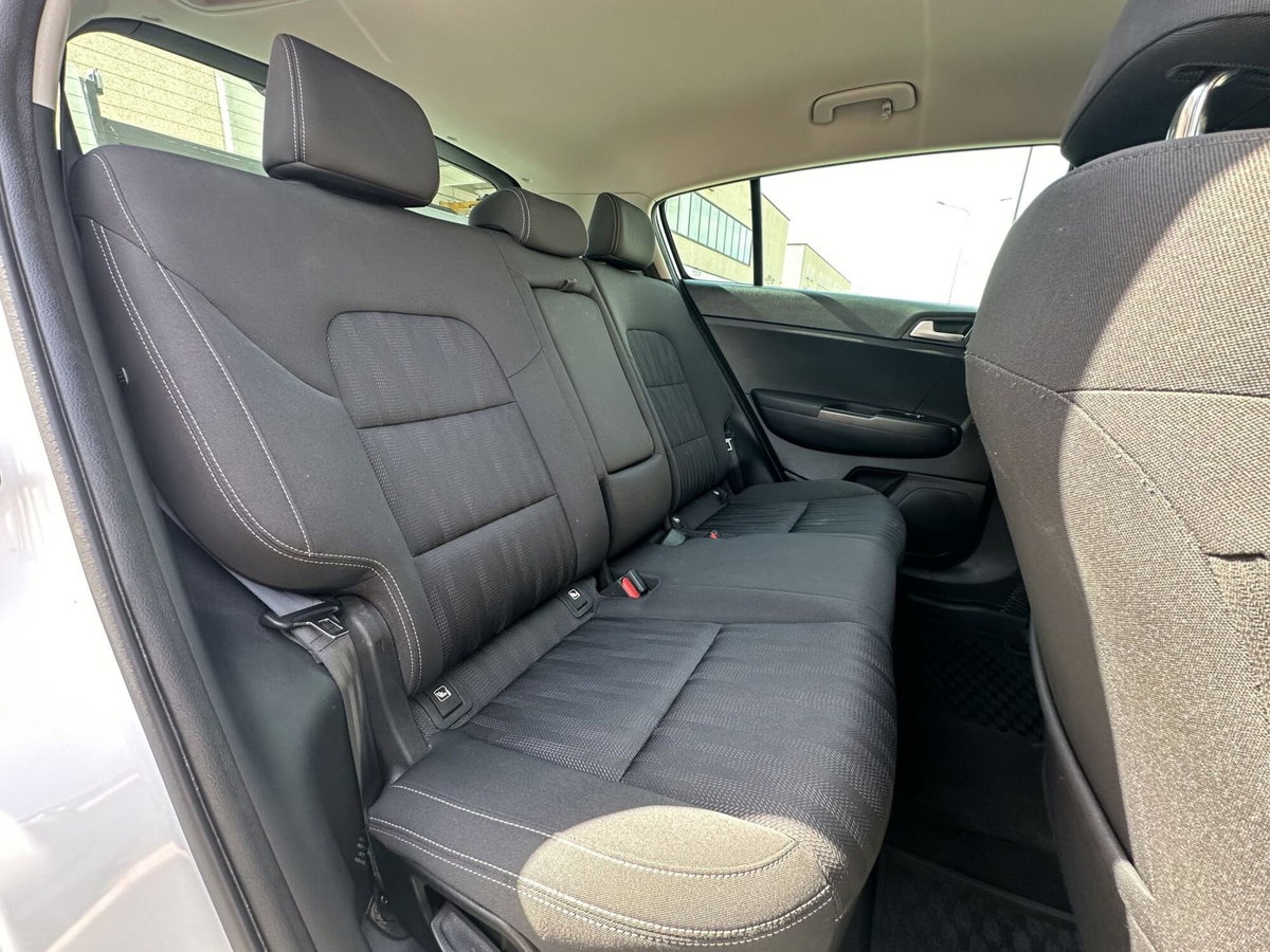Kia Sportage 1.7 CRDI 2WD Active (13)