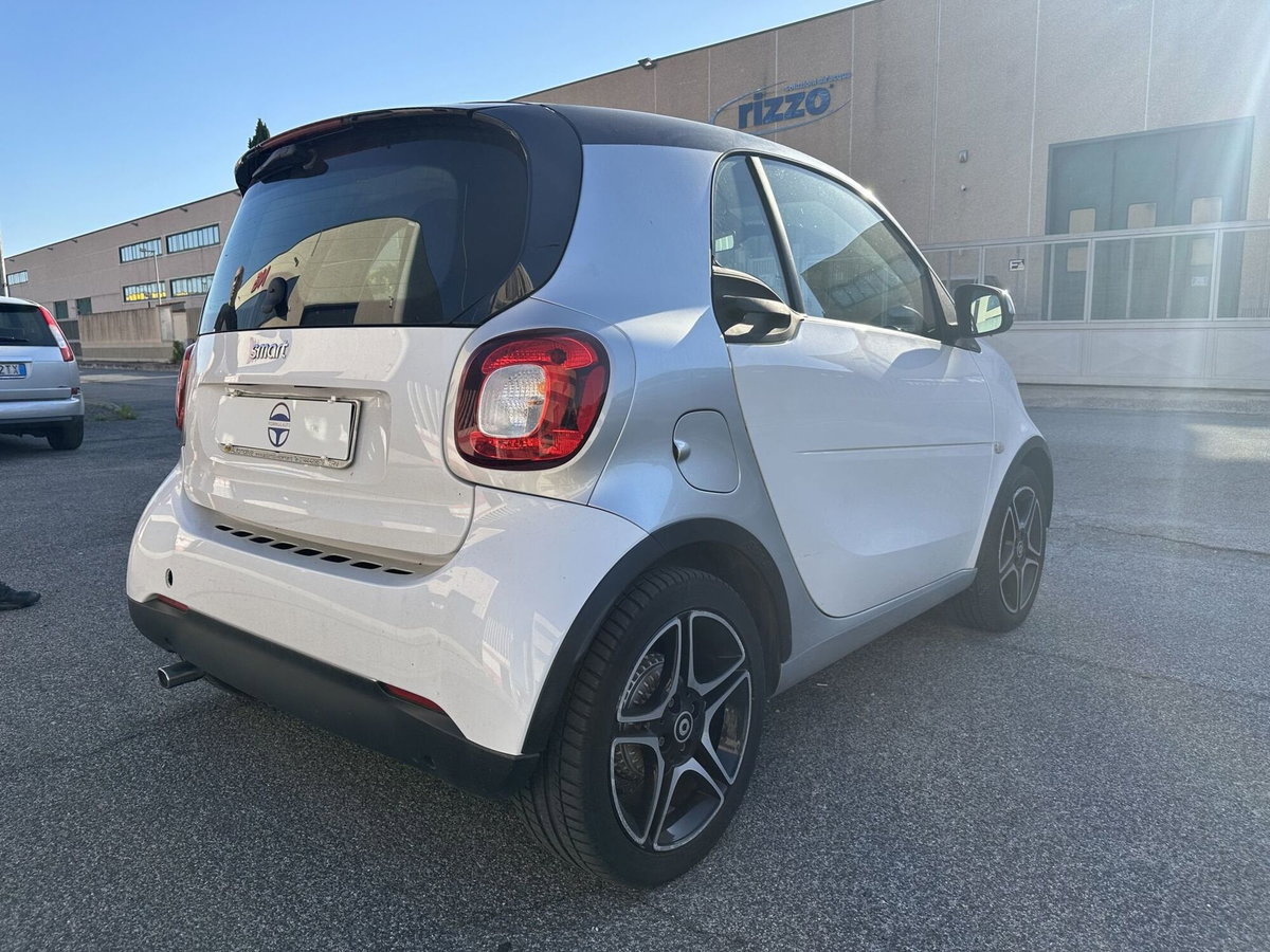 smart Fortwo 70 1.0 twinamic Passion (6)