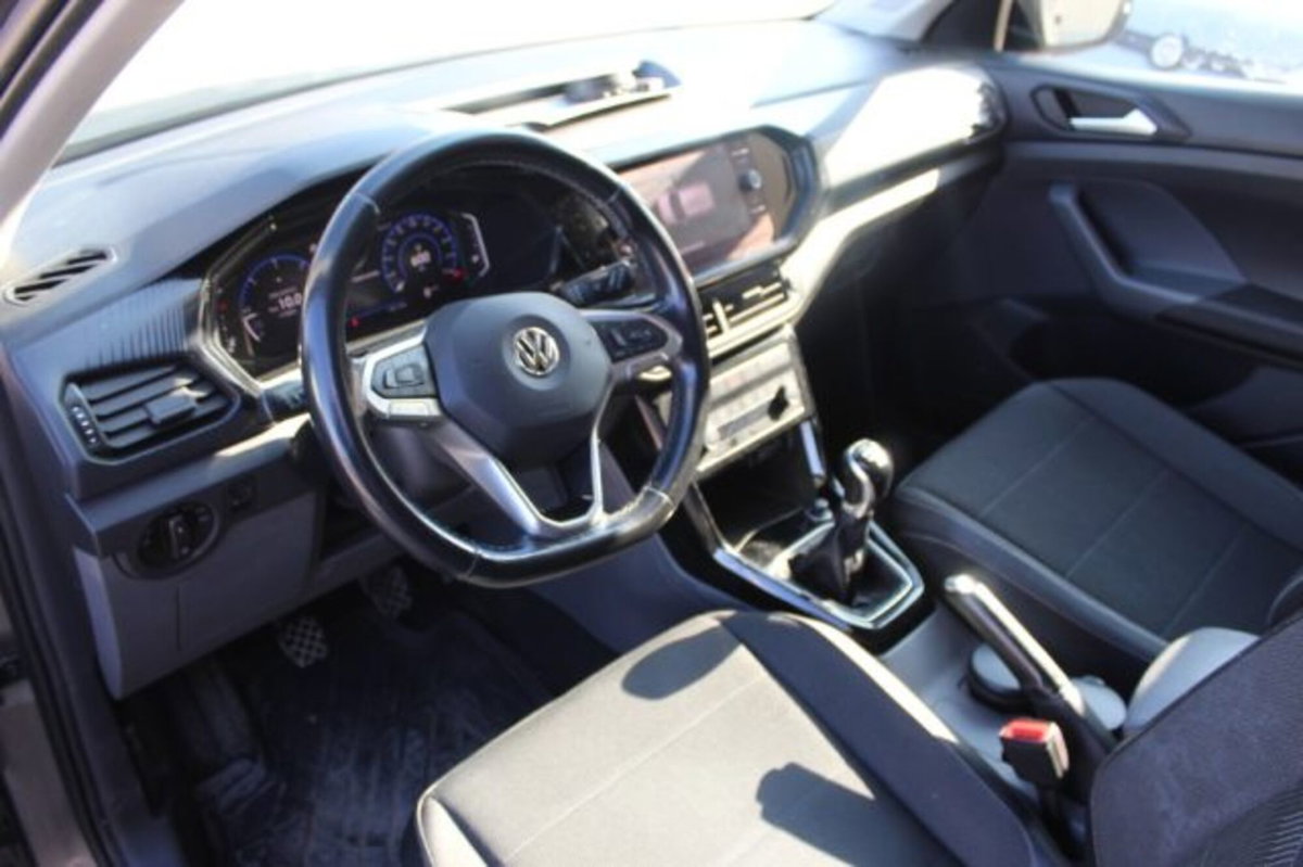 Volkswagen T-Cross 1.6 TDI SCR Urban BMT (9)