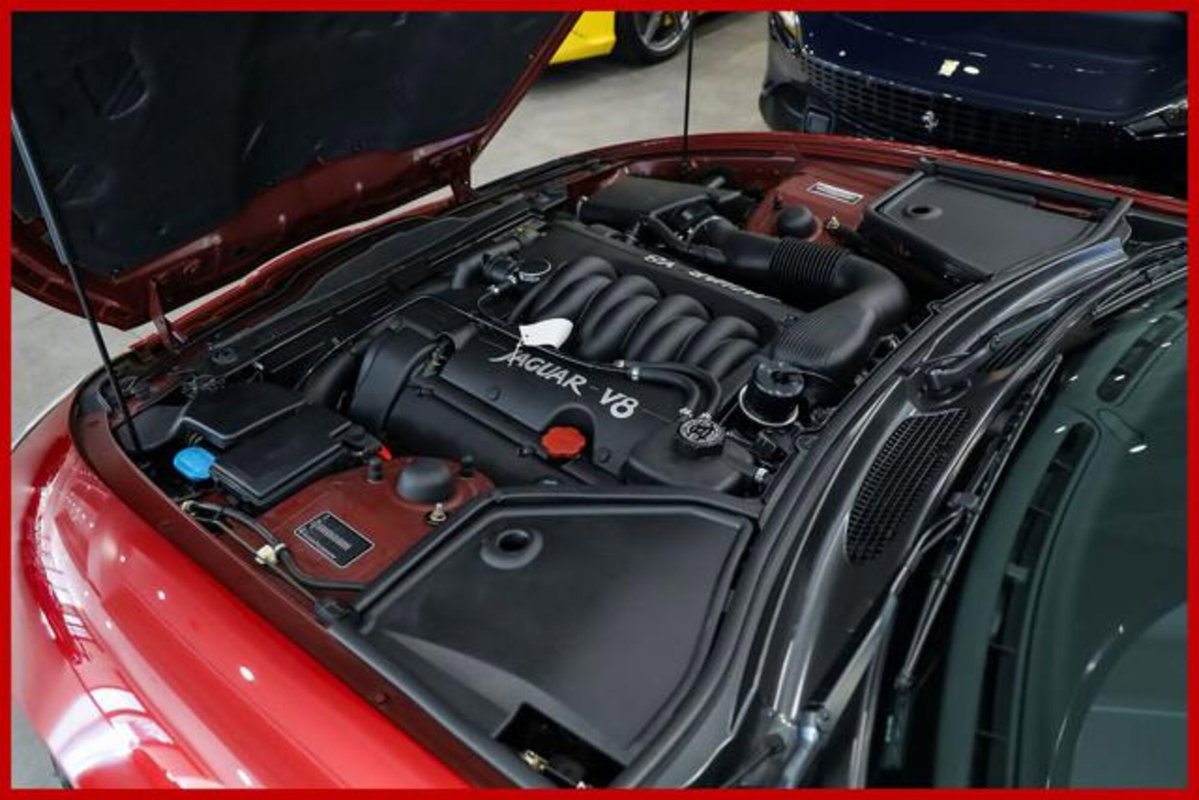 Jaguar XK8 4.0 Convertibile (12)