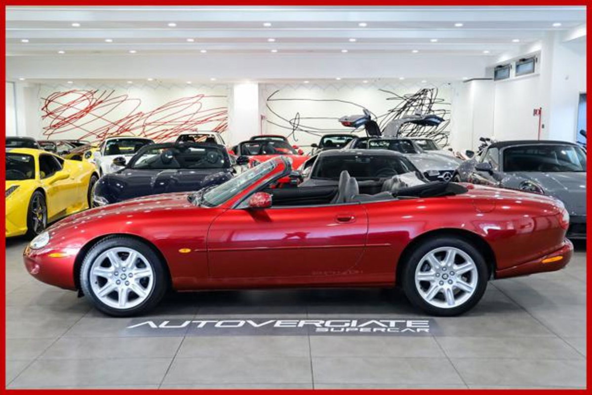Jaguar XK8 4.0 Convertibile (4)