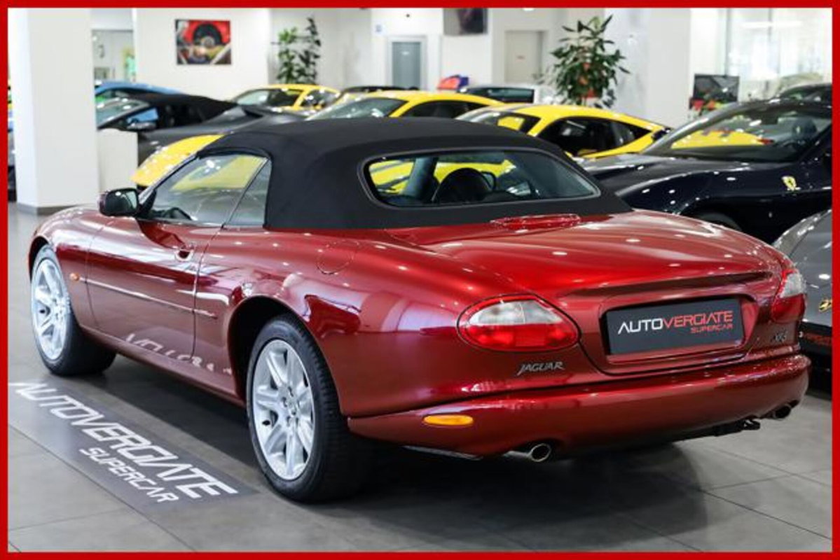 Jaguar XK8 4.0 Convertibile (5)