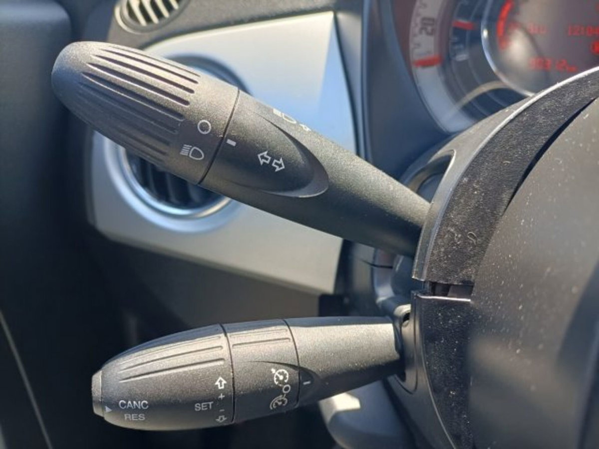Fiat 500 1.0 Hybrid Connect (14)
