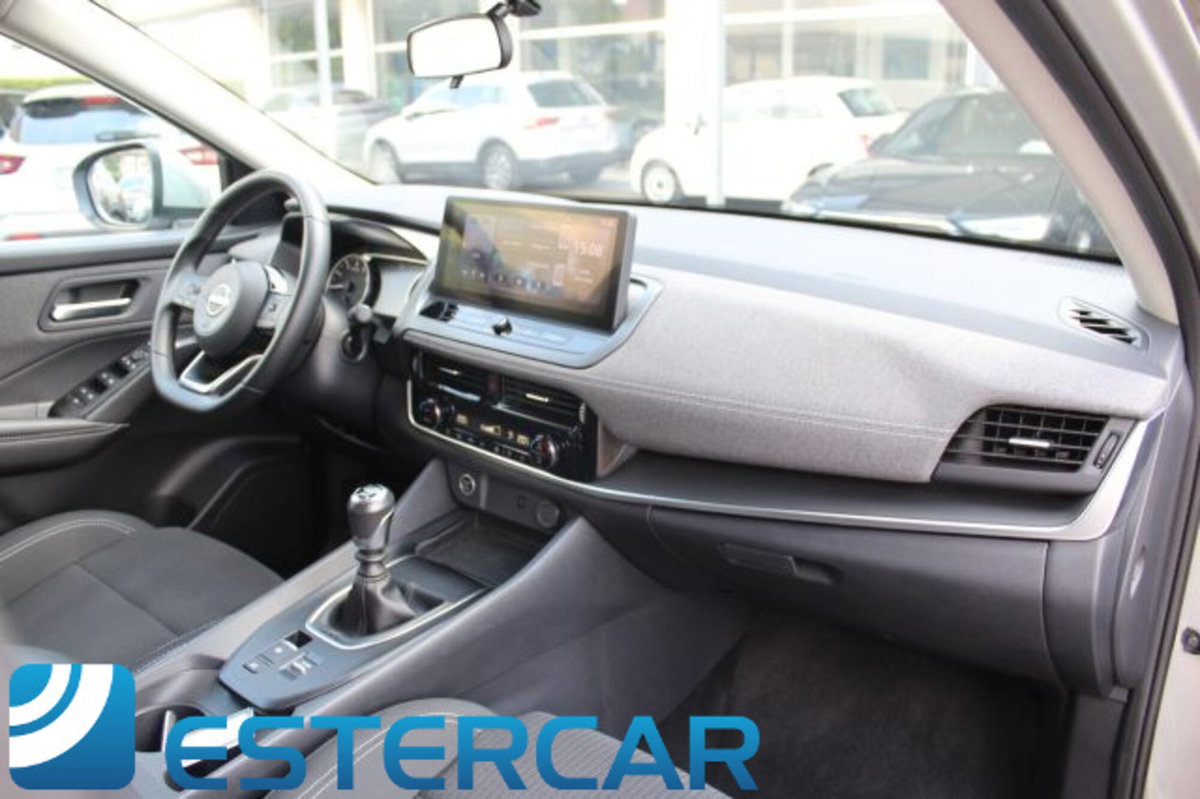 Nissan Qashqai 1.3 mhev N-Connecta 2wd 140cv (11)