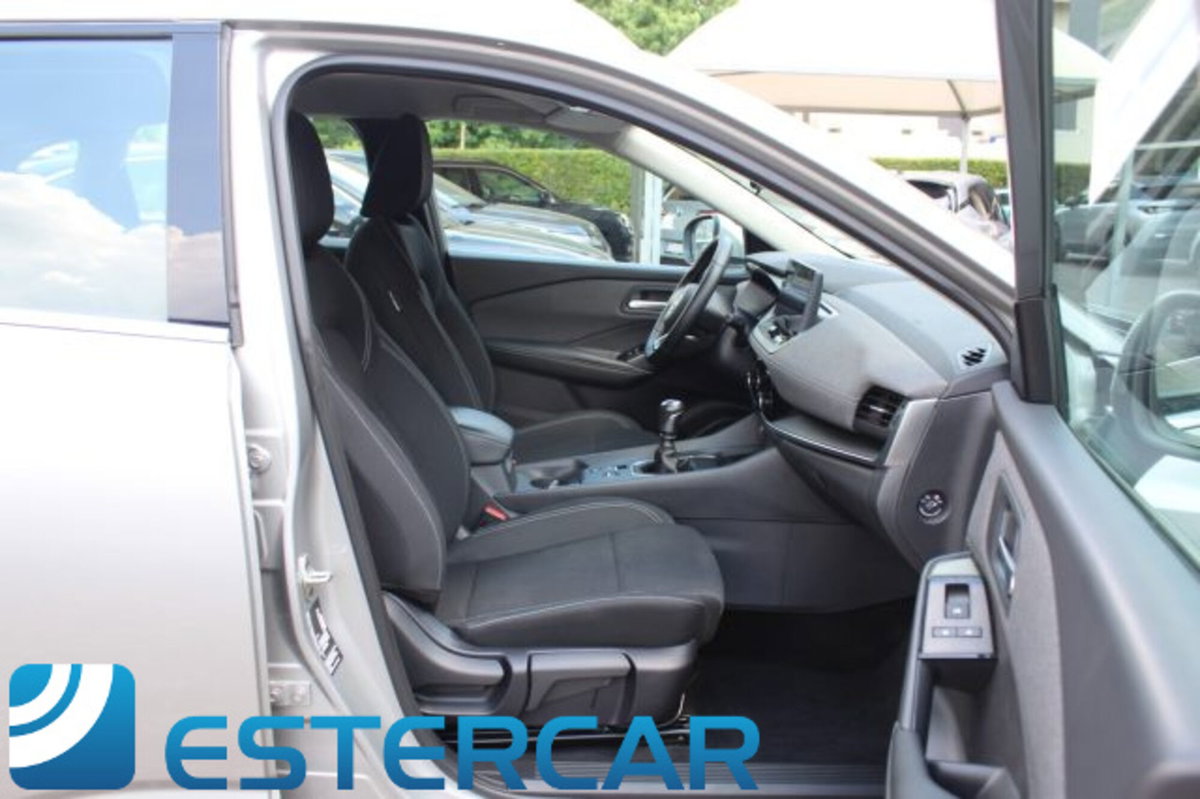 Nissan Qashqai 1.3 mhev N-Connecta 2wd 140cv (14)