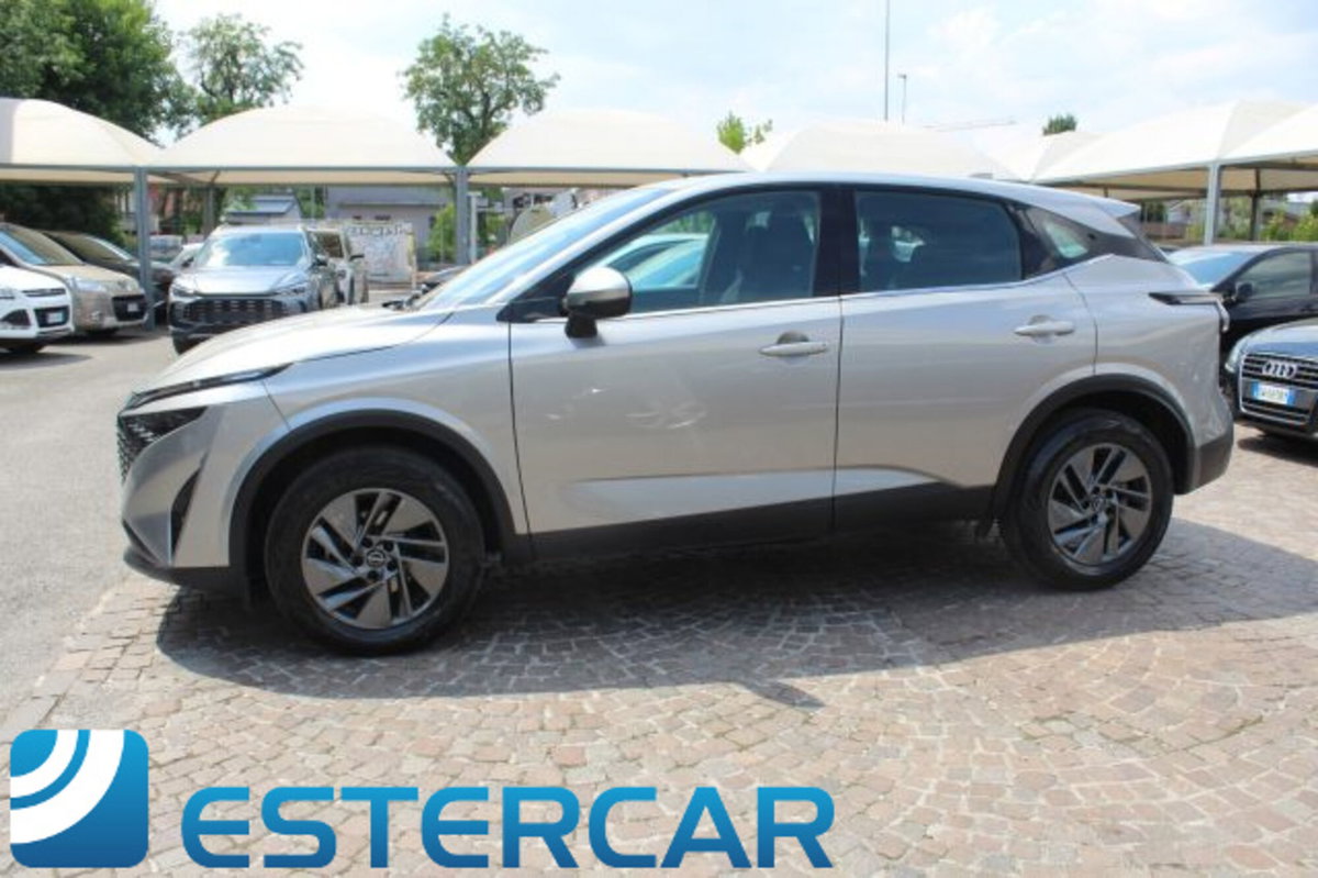 Nissan Qashqai 1.3 mhev N-Connecta 2wd 140cv (19)