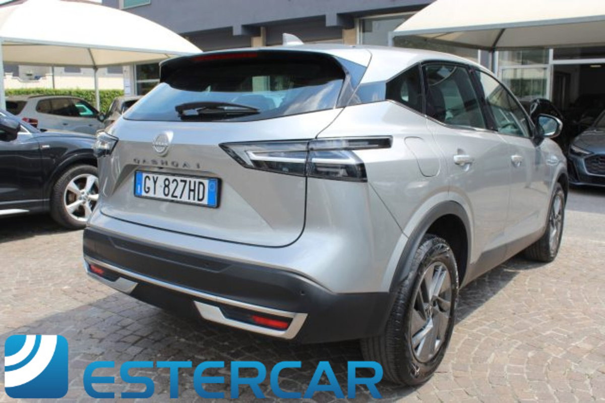 Nissan Qashqai 1.3 mhev N-Connecta 2wd 140cv (2)