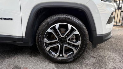 Jeep Compass 1.3 T4 190CV PHEV AT6 4xe Limited (4)