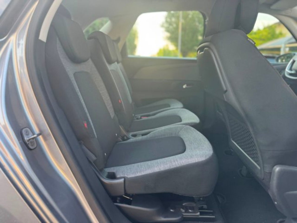 Citroen C4 SpaceTourer Space  PureTech 130 S&S Feel (16)