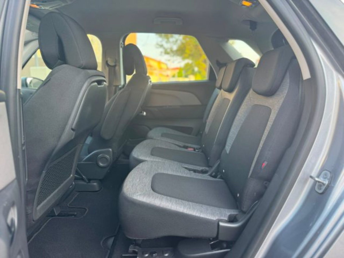 Citroen C4 SpaceTourer Space  PureTech 130 S&S Feel (17)