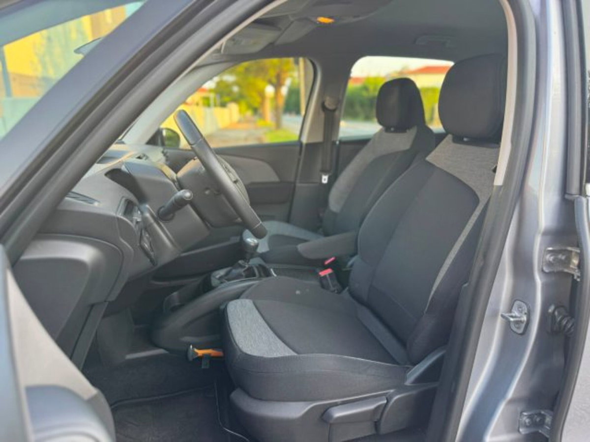 Citroen C4 SpaceTourer Space  PureTech 130 S&S Feel (7)