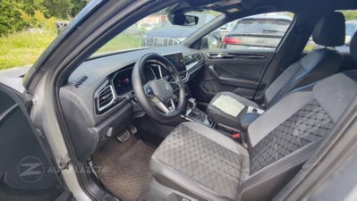 Volkswagen T-Roc 1.5 tsi R-Line dsg (4)