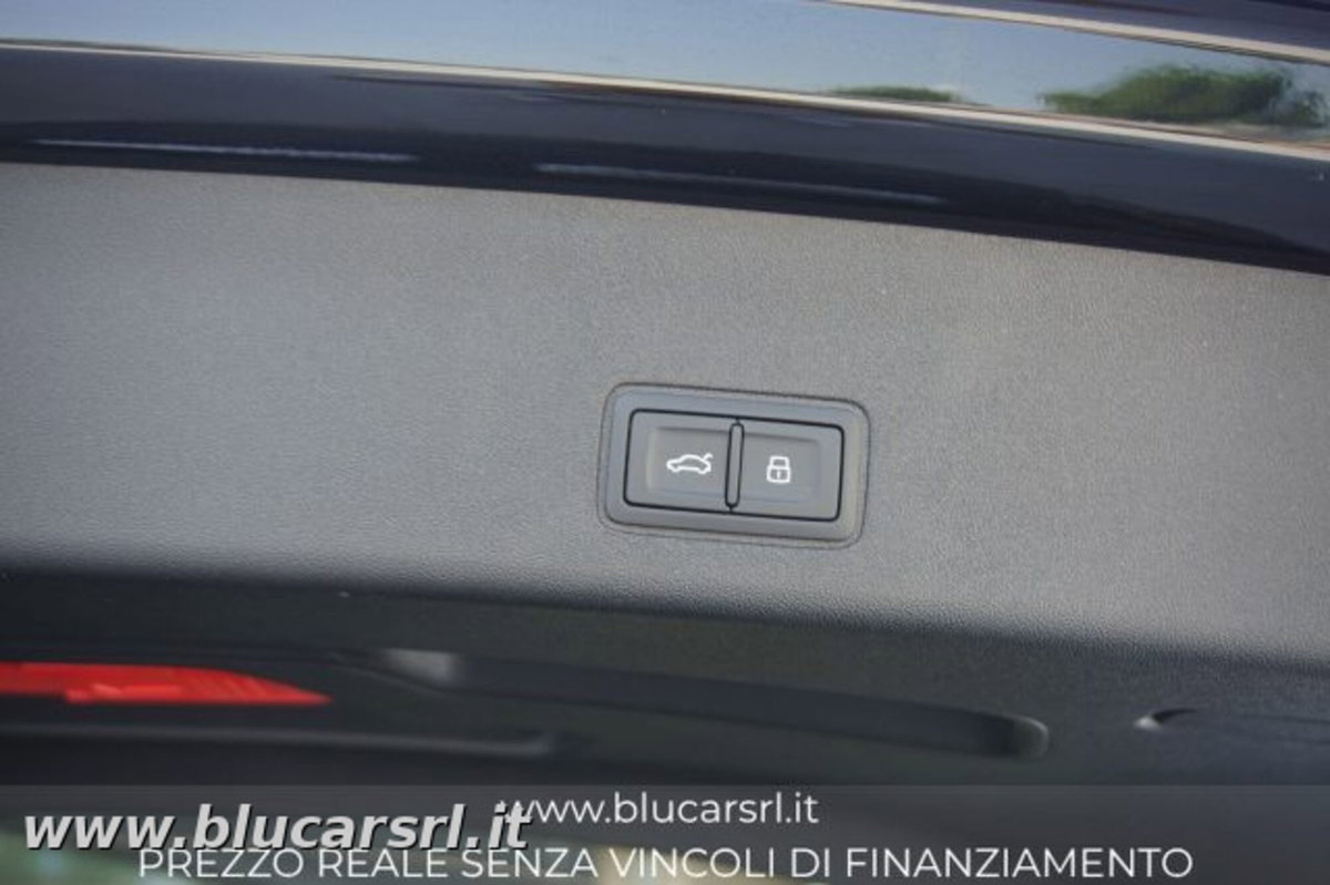 Audi Q3 Sportback 35 TDI quattro S tronic S line edition (14)
