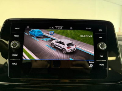 Volkswagen T-Roc 1.0 TSI R-Line (18)