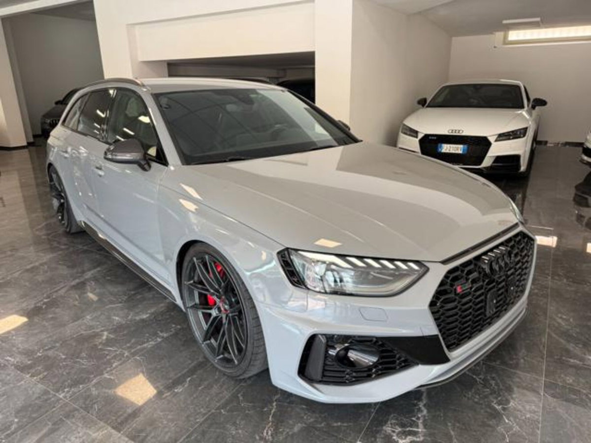 Audi RS 4 Avant 4 (10)