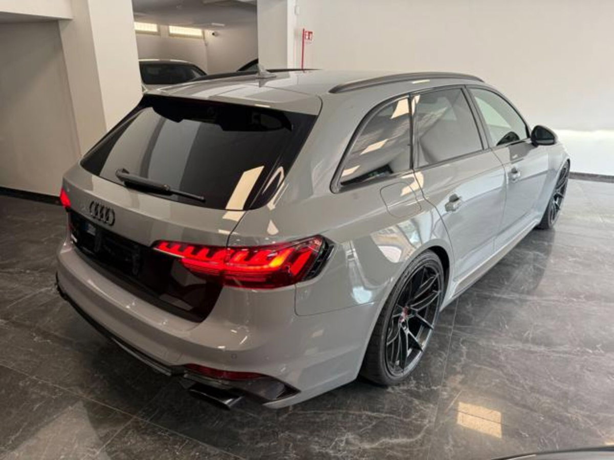 Audi RS 4 Avant 4 (8)