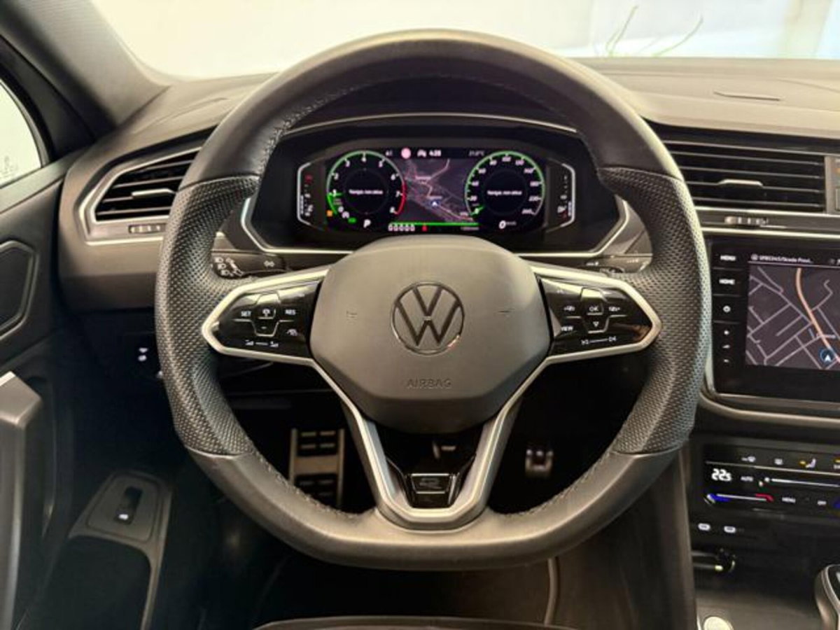 Volkswagen Tiguan Allspace 1.5 tsi R-Line 7p.ti dsg (17)
