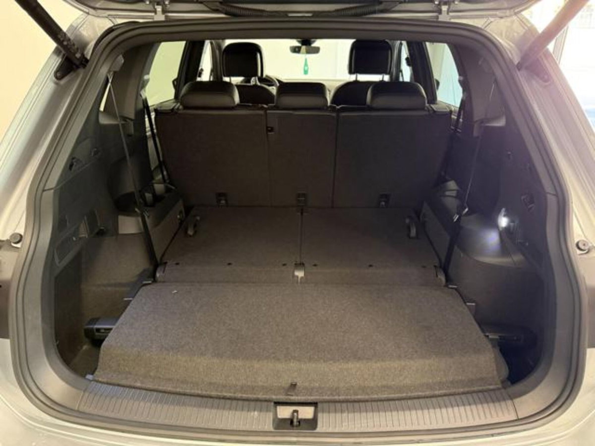 Volkswagen Tiguan Allspace 1.5 tsi R-Line 7p.ti dsg (18)