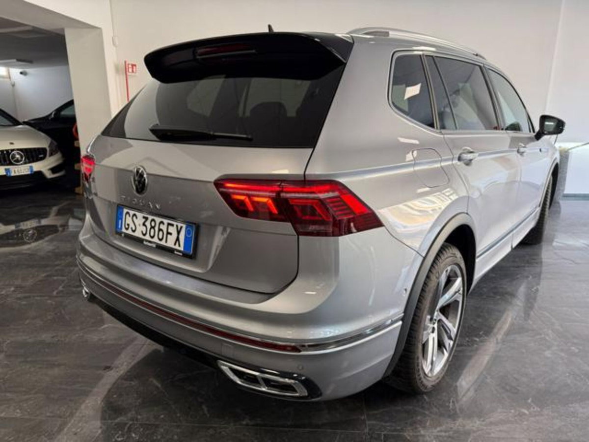 Volkswagen Tiguan Allspace 1.5 tsi R-Line 7p.ti dsg (5)
