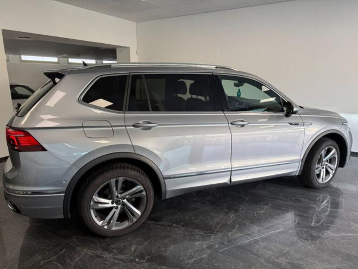 Volkswagen Tiguan Allspace 1.5 tsi R-Line 7p.ti dsg (7)