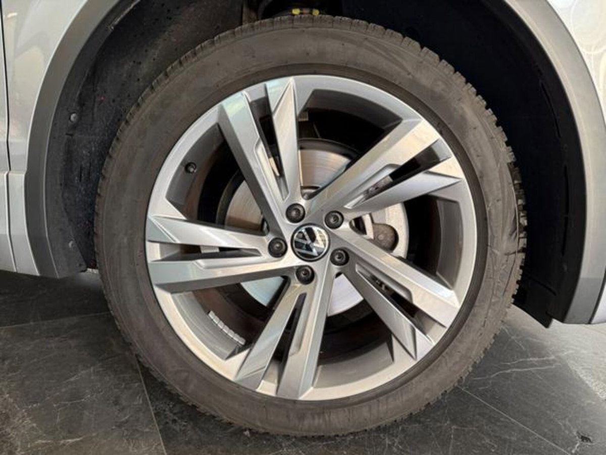 Volkswagen Tiguan Allspace 1.5 tsi R-Line 7p.ti dsg (8)