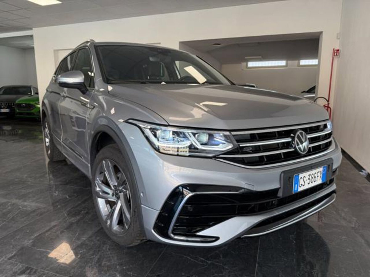 Volkswagen Tiguan Allspace 1.5 tsi R-Line 7p.ti dsg (9)