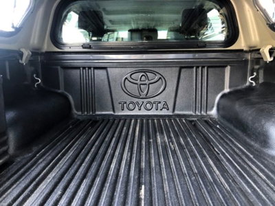 Toyota Hilux 2.D-4D 4WD porte Double Cab Lounge (18)