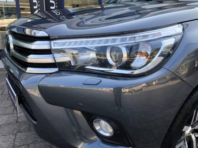 Toyota Hilux 2.D-4D 4WD porte Double Cab Lounge (16)