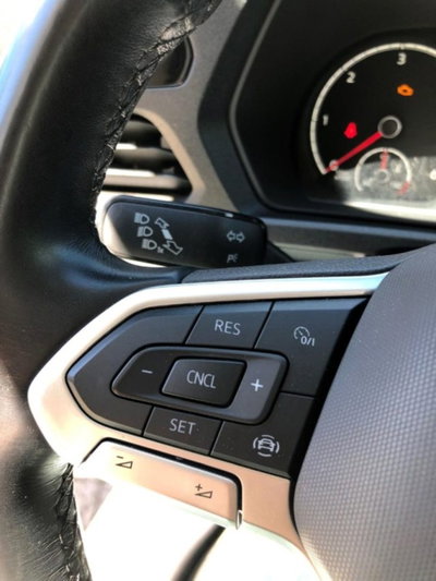 Volkswagen Caddy 2.0 TDI 102 CV (18)