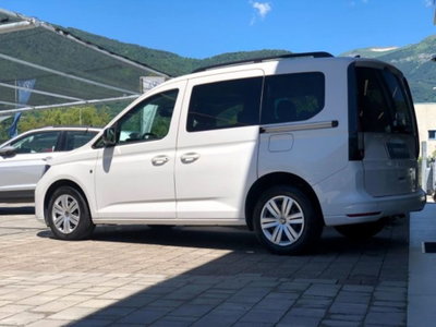 Volkswagen Caddy 2.0 TDI 102 CV (5)