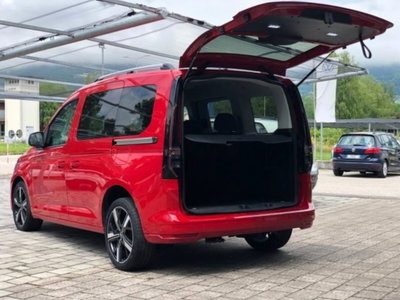 Volkswagen Caddy 2.0 TDI 102 CV (11)