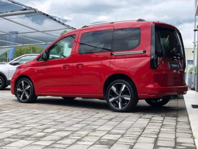 Volkswagen Caddy 2.0 TDI 102 CV (4)
