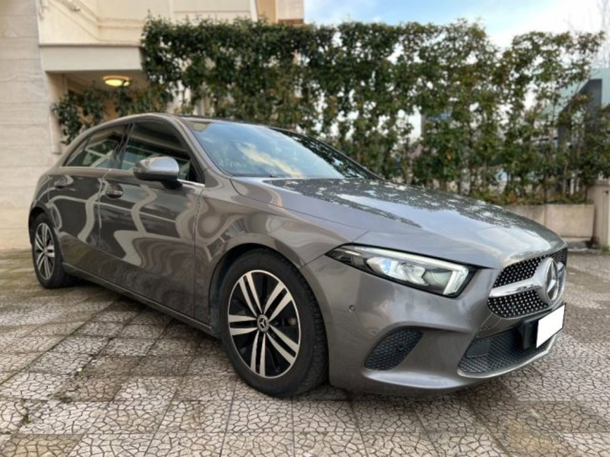 Mercedes-Benz Classe A Sedan 180 d Automatic 4p. Business