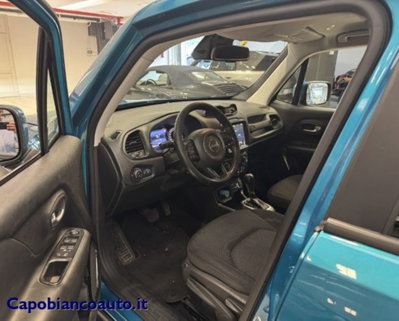 Jeep Renegade 1.3 T4 DDCT Business (9)