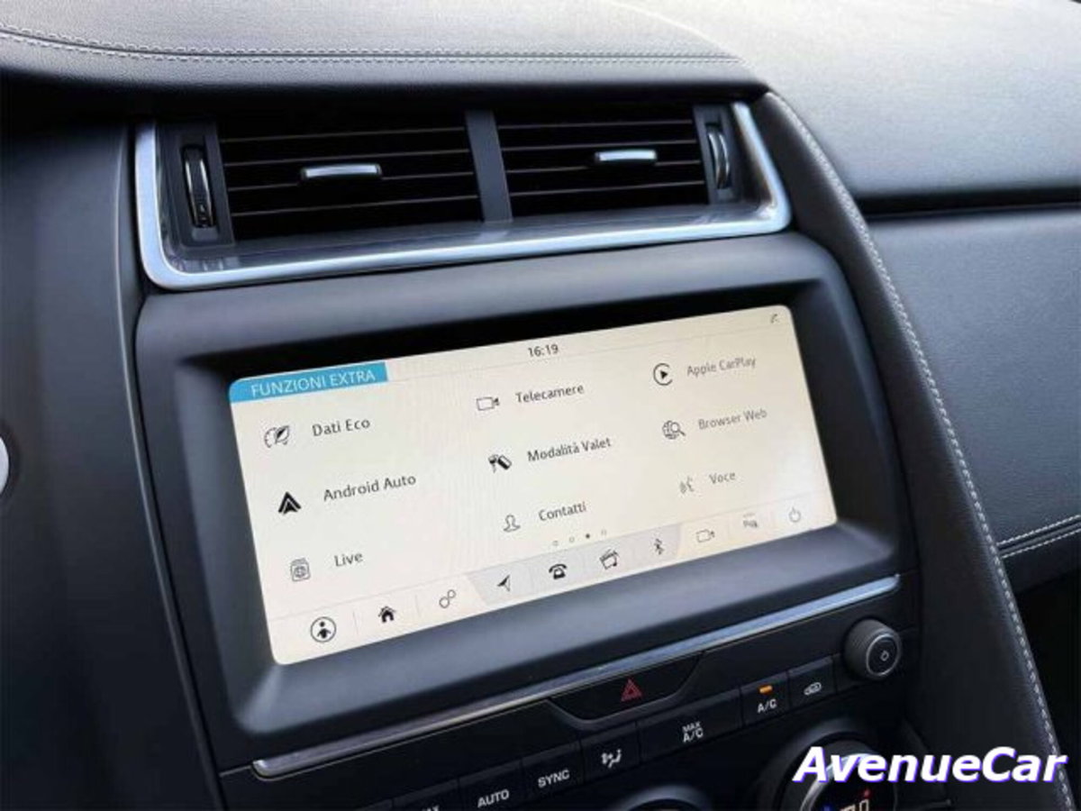 Jaguar E-Pace 2.0D 180 CV AWD R-Dynamic (20)
