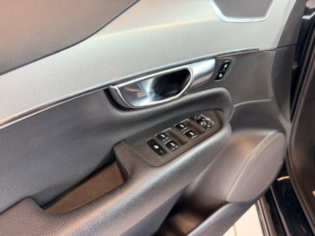 Volvo XC90 B5 (d) AWD automatico 7 posti Core (17)