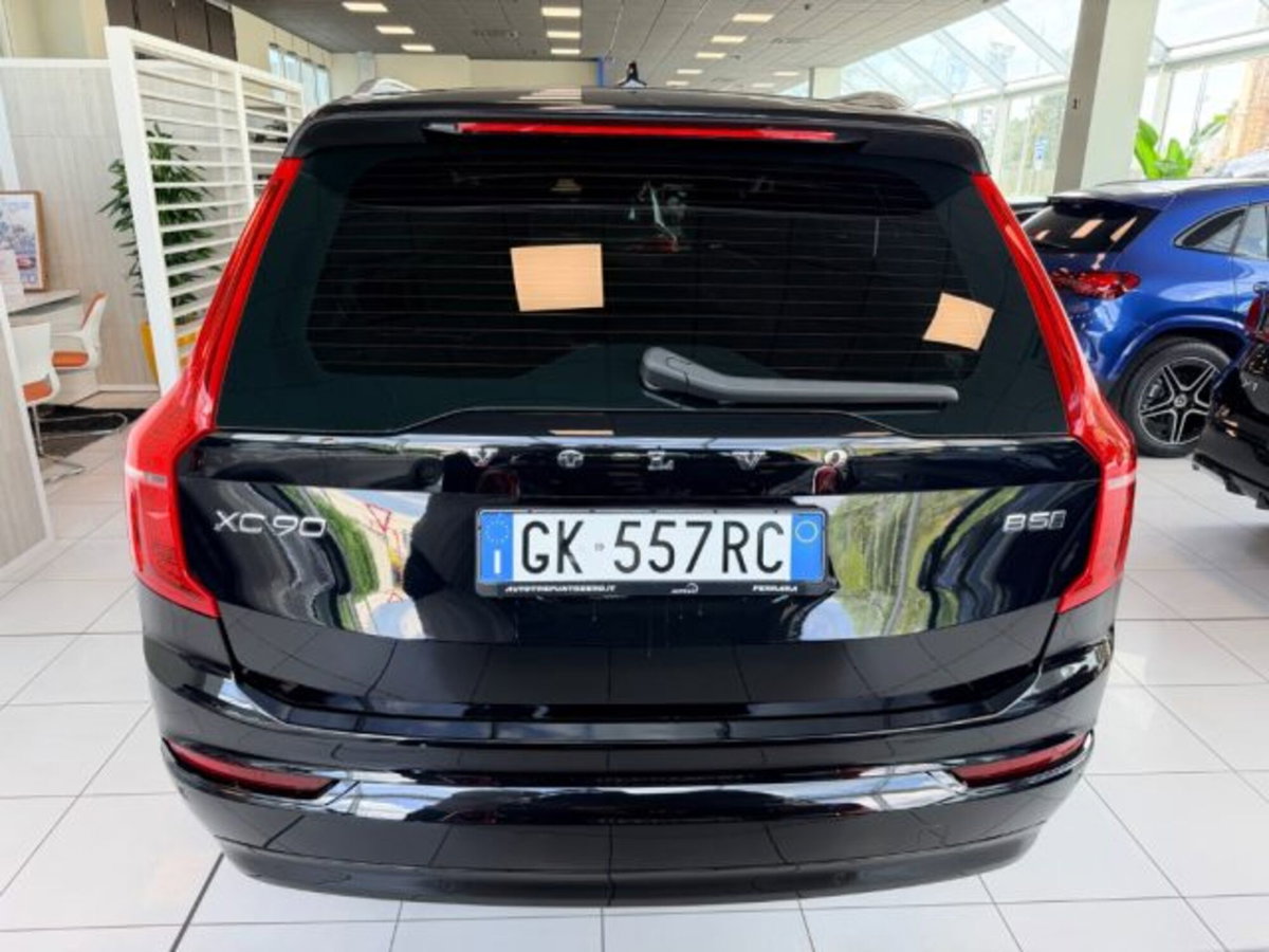 Volvo XC90 B5 (d) AWD automatico 7 posti Core (3)
