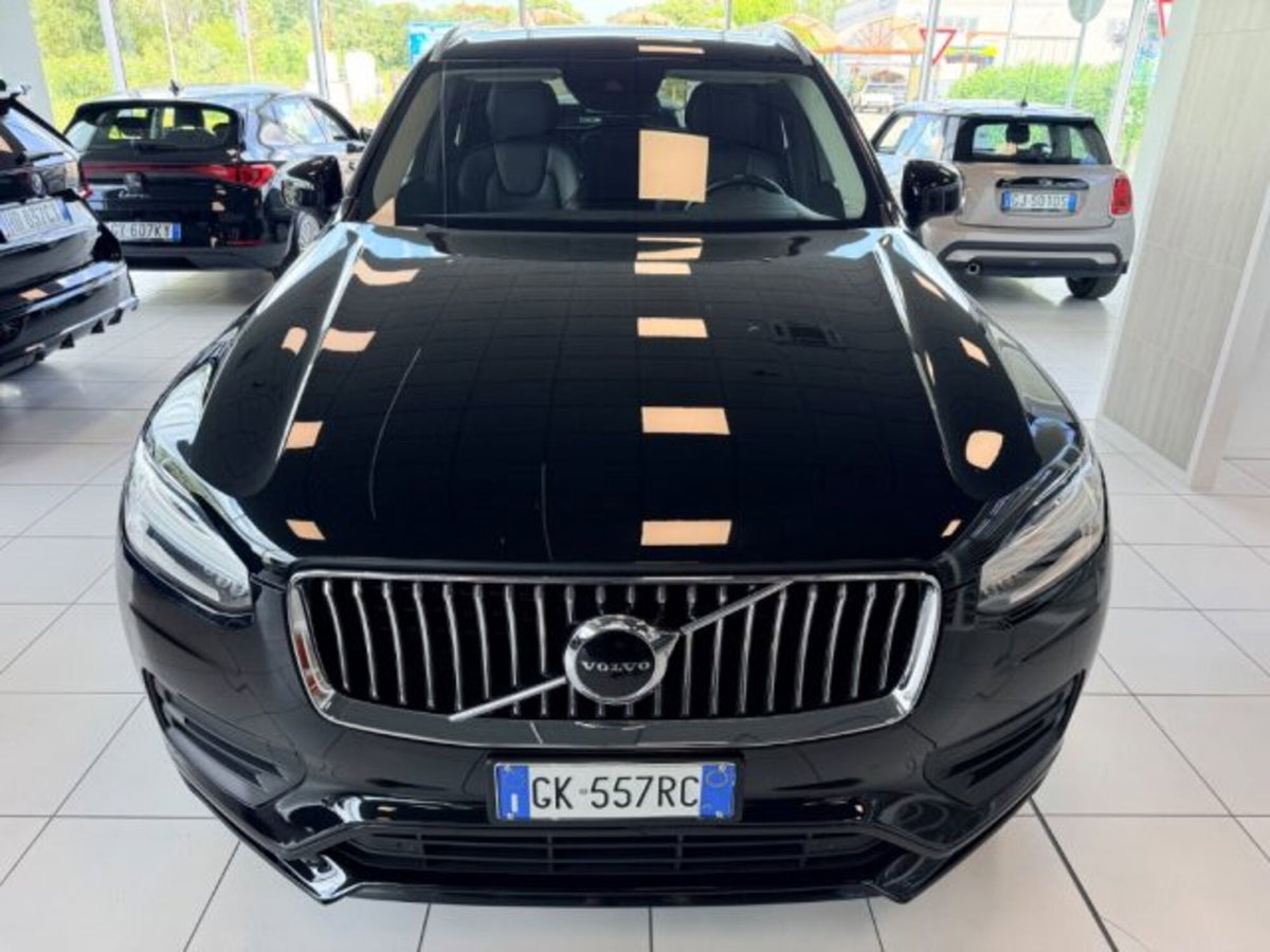 Volvo XC90 B5 (d) AWD automatico 7 posti Core (6)