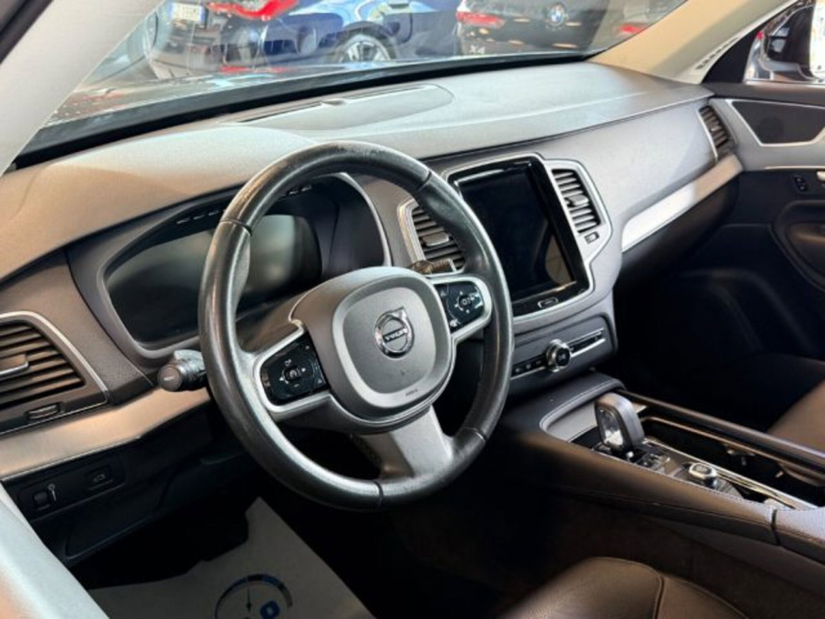Volvo XC90 B5 (d) AWD automatico 7 posti Core (7)