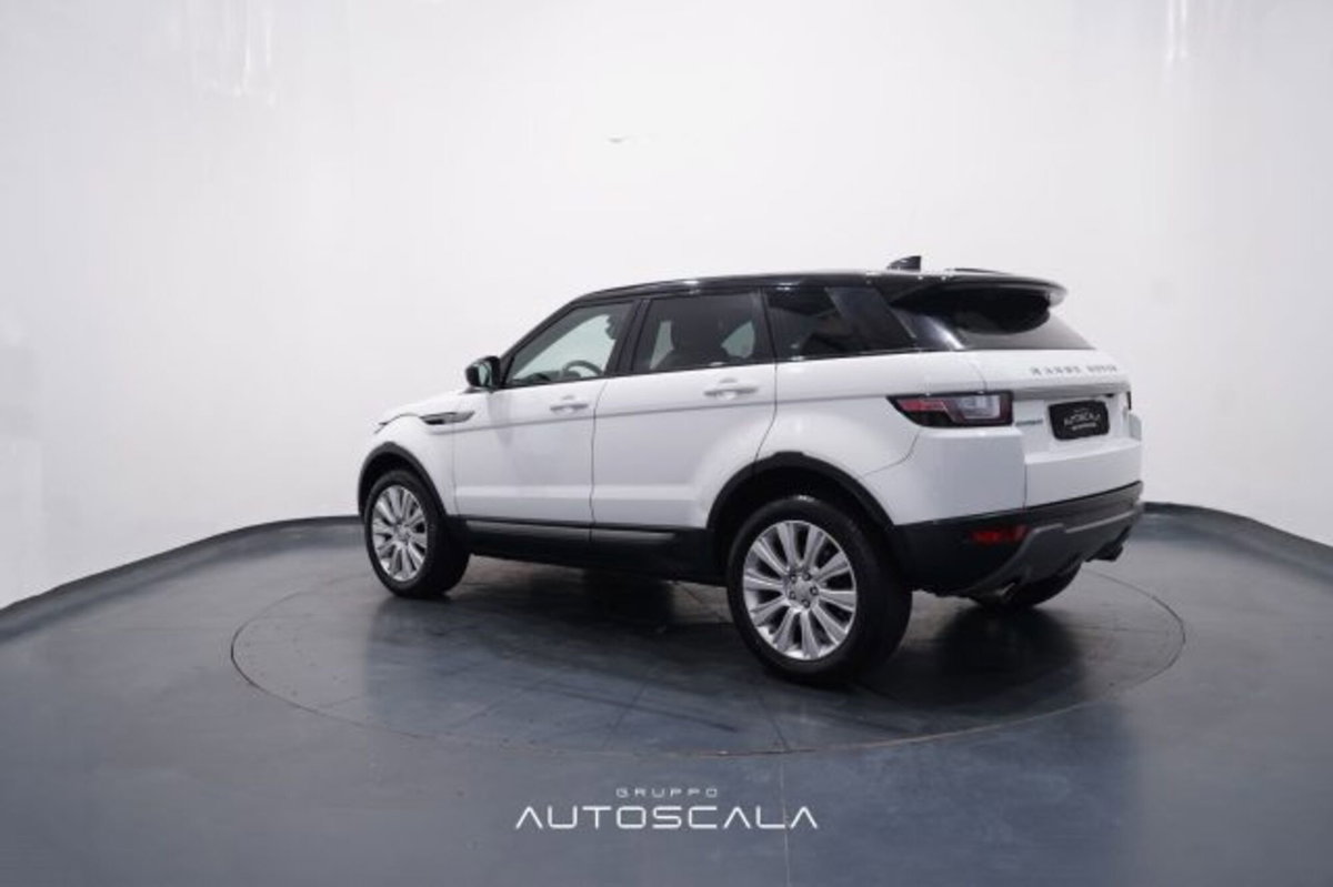 Land Rover Range Rover Evoque 2.0 eD4 5p. Pure (4)
