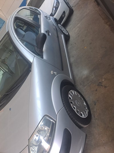 Citroen C3 1.1 airdream Elegance (4)