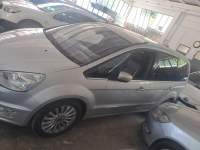 Ford Galaxy 2.0 TDCi 163 CV DPF Titanium (4)