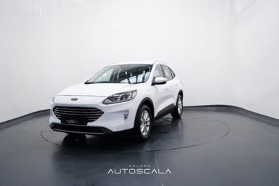 Ford Kuga 2.0 EcoBlue Hybrid 150 CV 2WD Titanium usata