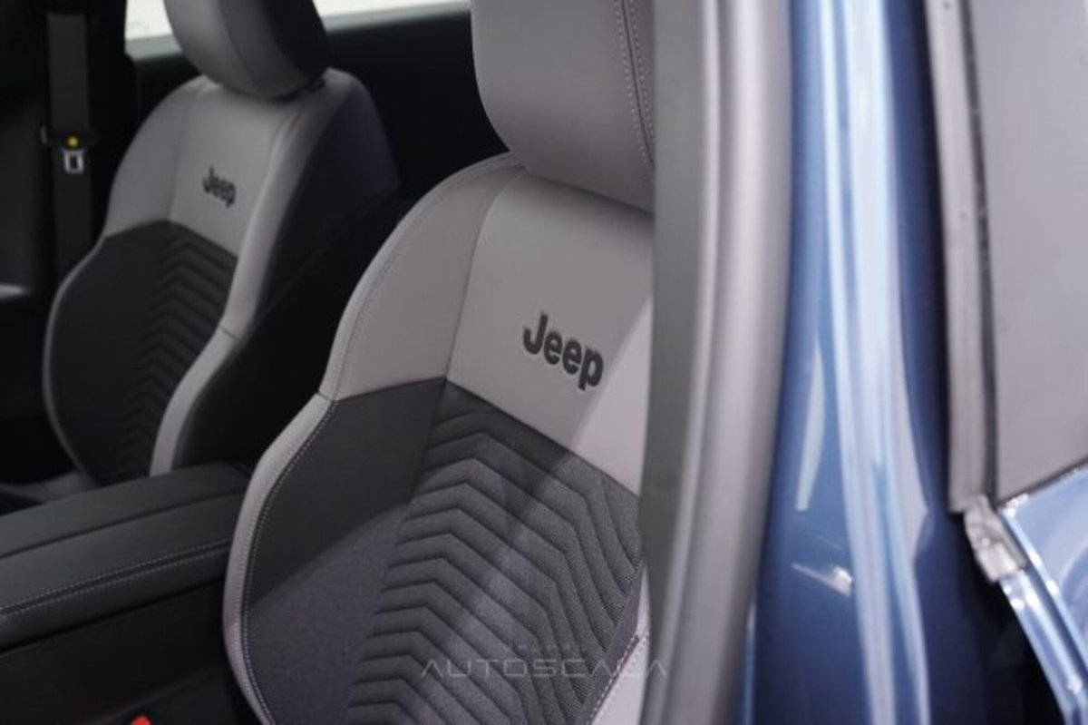 Jeep Compass 1.2 turbo e-hybrid mhev First Edition fwd 145cv edct6 (12)