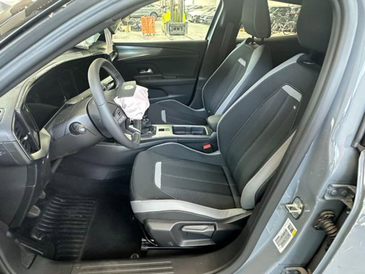 Opel Mokka 1.2 GS s&s 136cv (13)