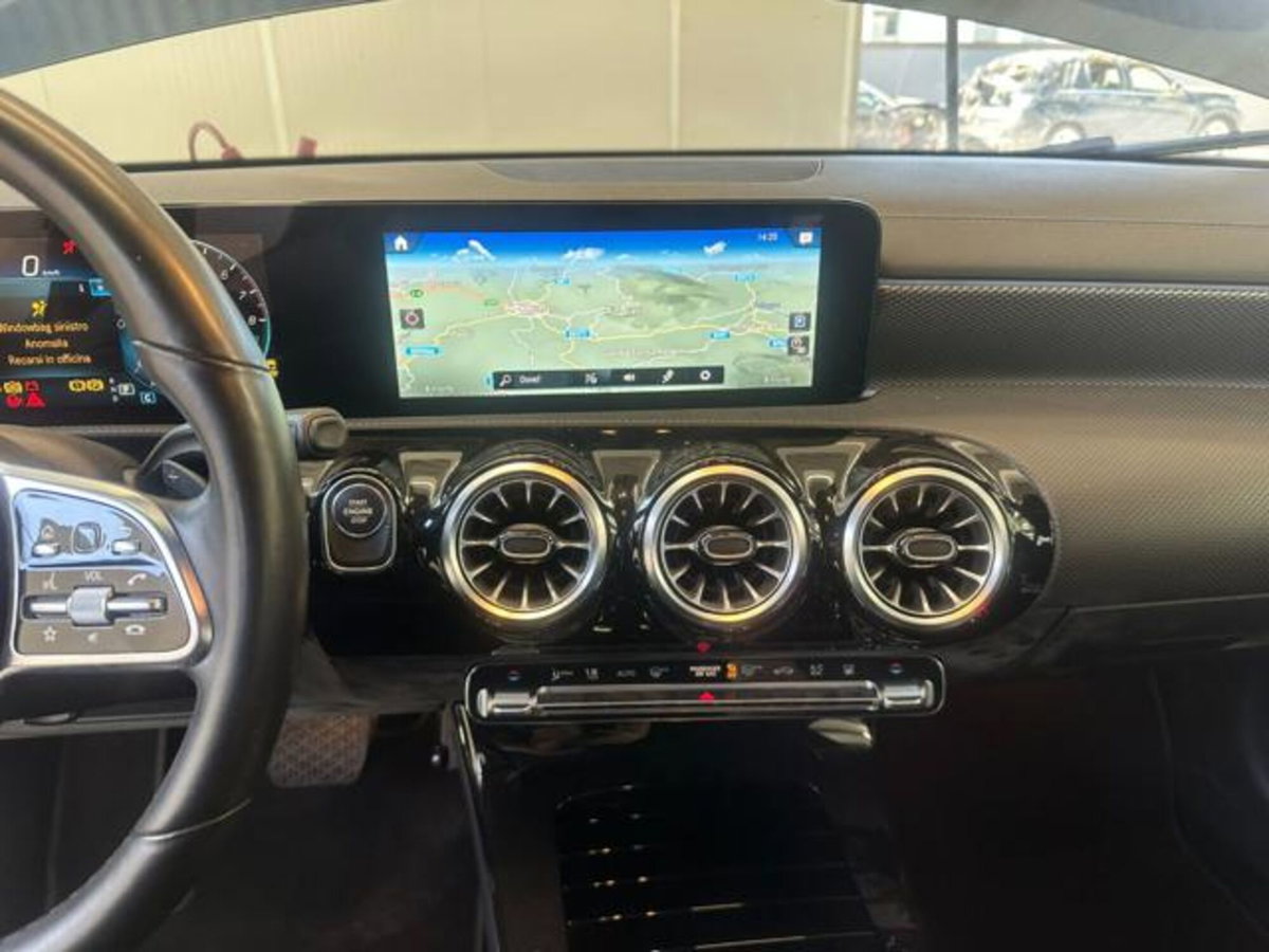 Mercedes-Benz CLA Shooting Brake 250 e Plug-in hybrid Shooting Brake Sport (16)